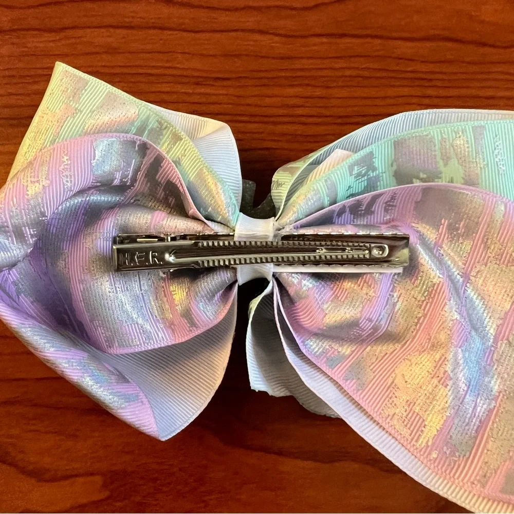 “H” Unicorn 🦄 Jo Jo Bow
